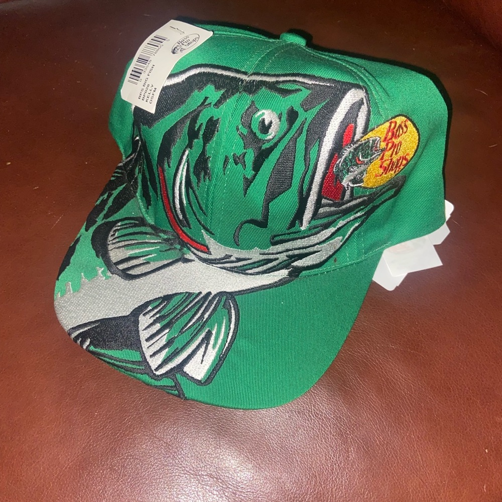 Brand New vintage bass pro collector hat!!